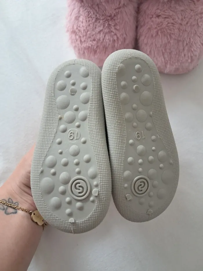 Chaussons - photo numéro 2