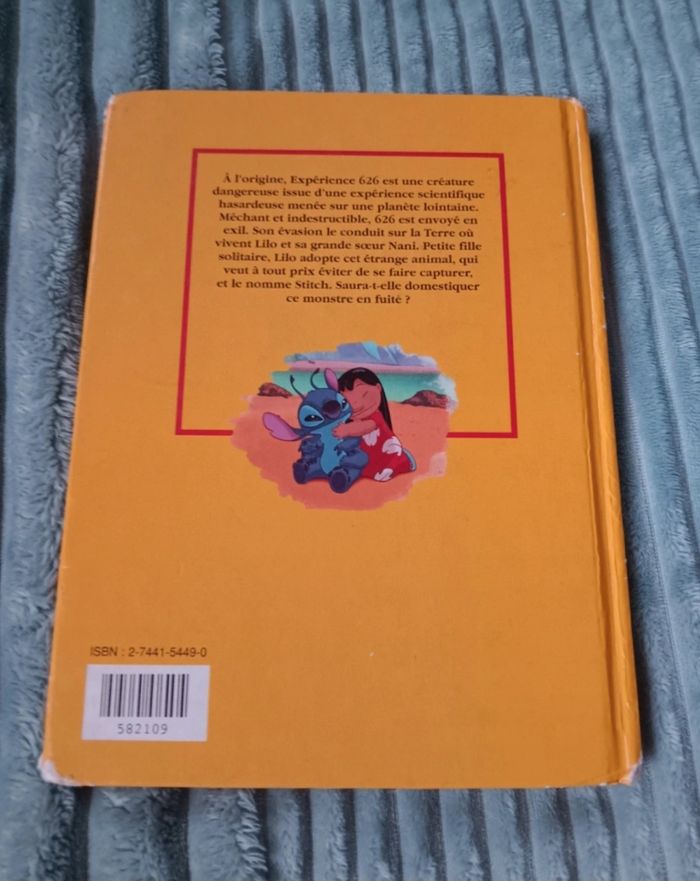 Livre lilo et stitch disney - photo numéro 2