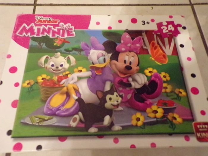 Puzzle Disney Minnie 24 pieces Complet
