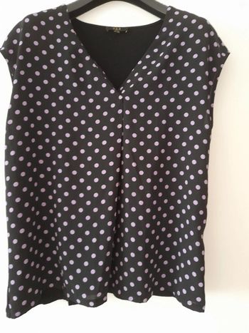 Blouse manches courtes et décolleté V