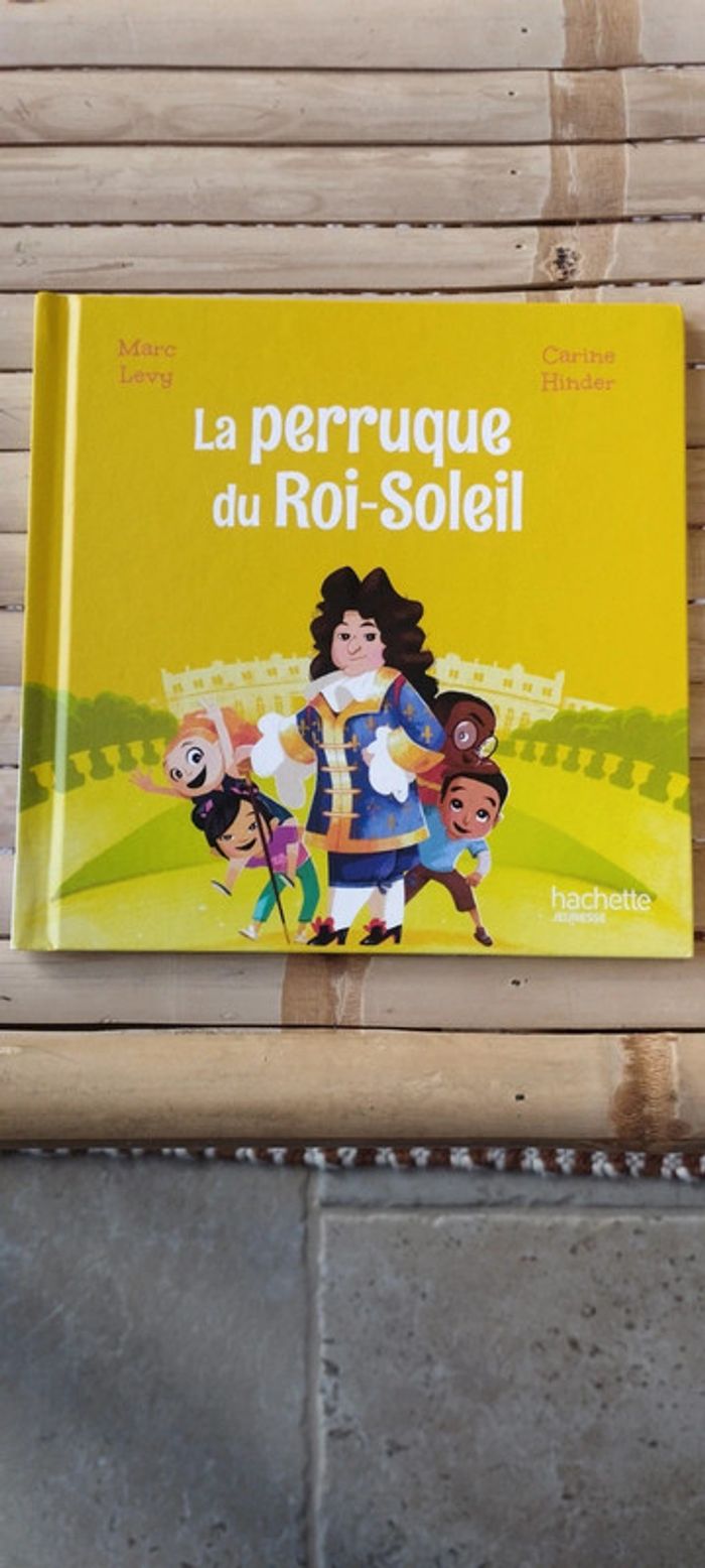 Livre La perruque du Roi Soleil