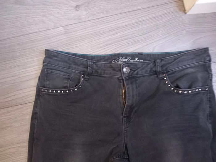 Jean Noir Taille 44/46 - photo numéro 2