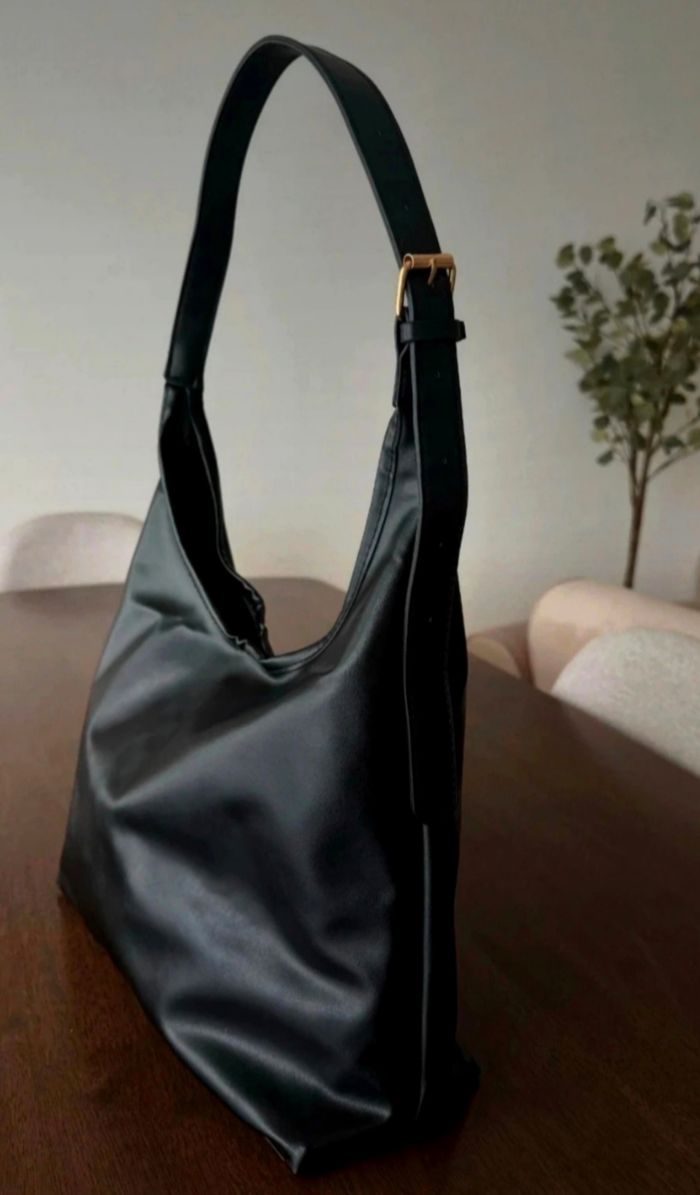 Sac noir - photo numéro 2