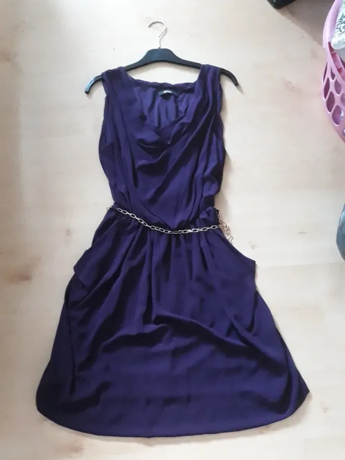 Robe 42 - photo numéro 2