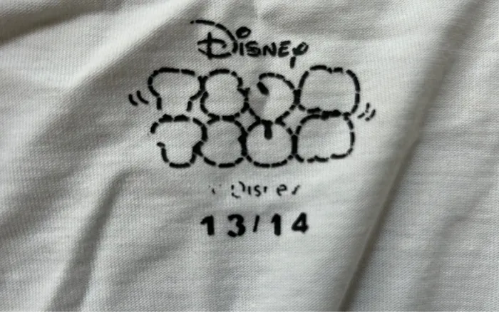 Tee shirt Disney taille 13/14 ans - photo numéro 5