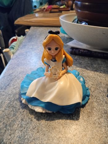 Figurine neuve Alice au pays des merveilles