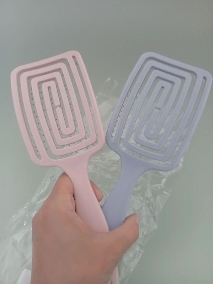 Lot de 2 brosses à cheveux neuves - photo numéro 6
