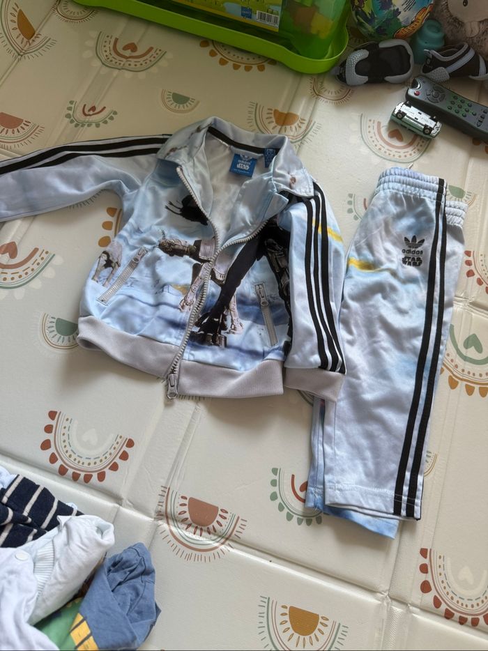 Lot vêtements 12 mois