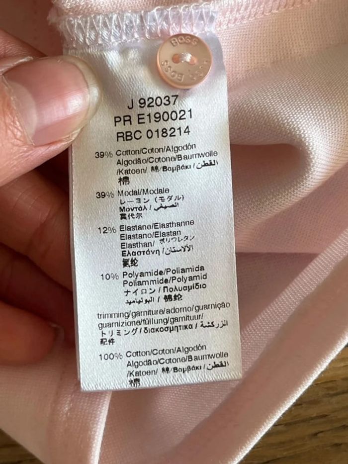 Robe d’été rose pâle façon tennis Hugo Boss - photo numéro 4