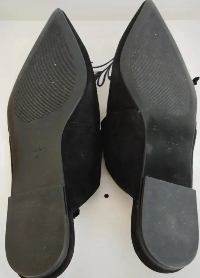 Sublime mules pointues noires en daim Mango taille 40 - photo numéro 4
