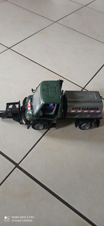 Camion city clean