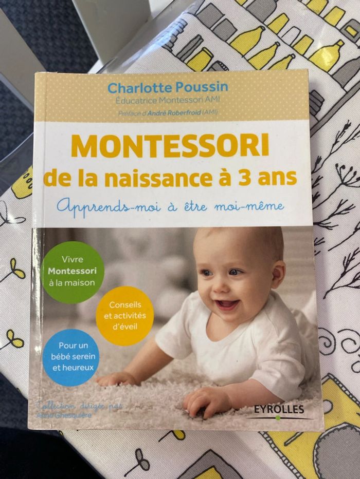 Livre : Montessori de la naissance à 3 ans