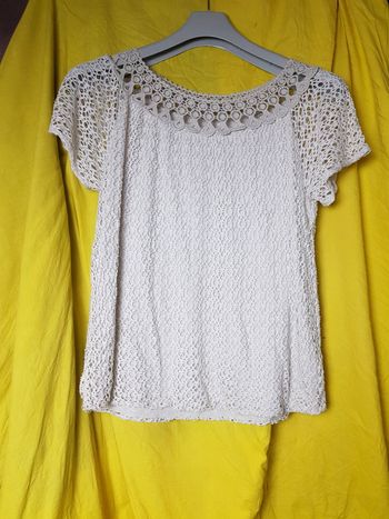 Haut dentelle made on Italie taille unique