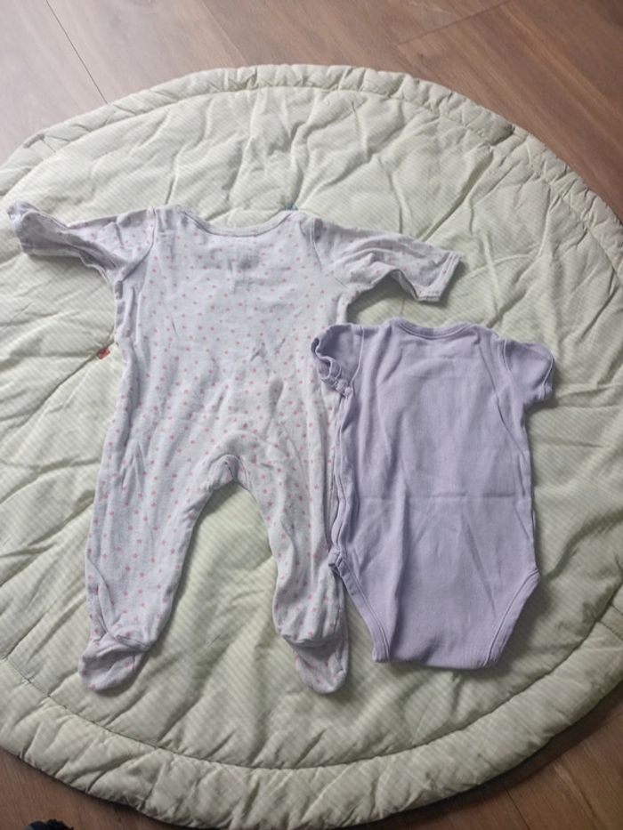 Pyjama et bodie - photo numéro 2
