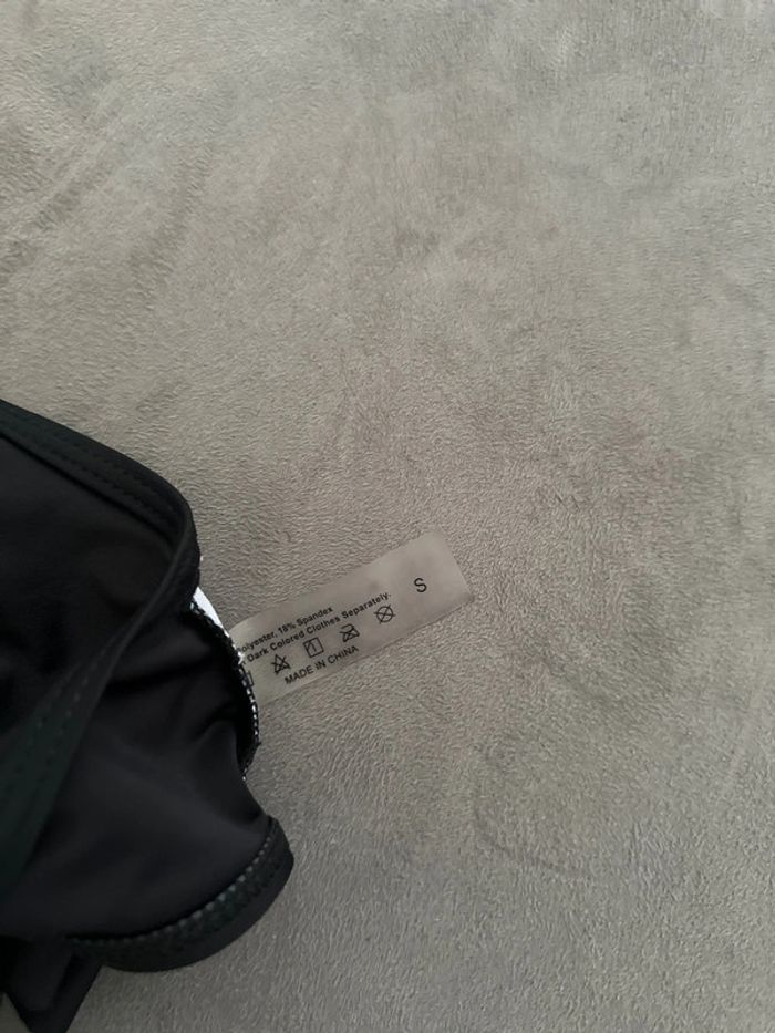 Haut maillot de bain - photo numéro 4