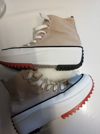 Très tendance baskets compensée montante tbe beige