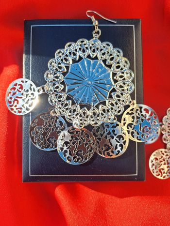 Boucles d'oreilles pendantes