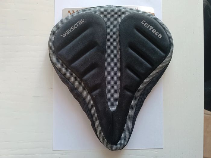 Housse de selle rembourrée pour vélo taille M (vélo de ville) neuve avec étiquette - photo numéro 5