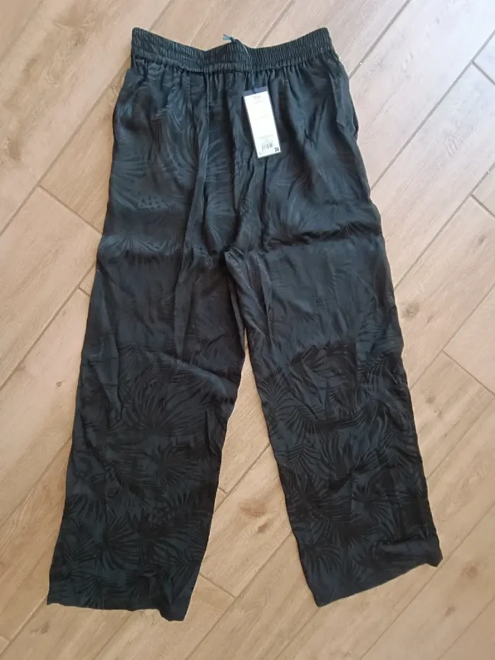 Pantalon fluide large neuf Caroll 36 - photo numéro 5