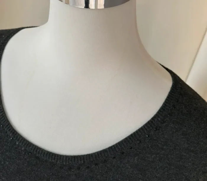 Gerard Darel, pull gris femme, taille 2/38 col strass - photo numéro 2