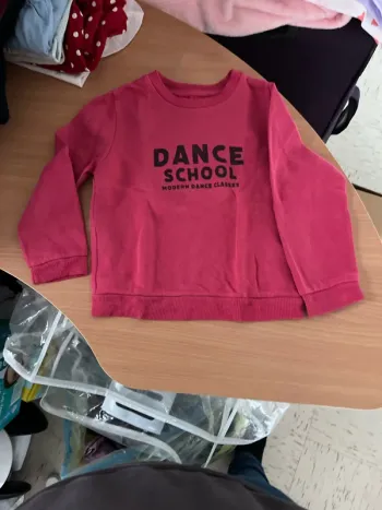 Pull dance school