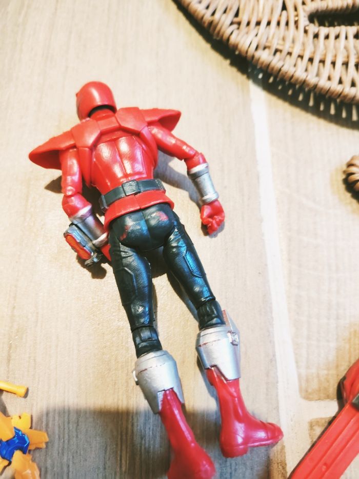 🙅 Power rangers beast morphers figurine du ranger rouge avec épée spinner et sa clé - photo numéro 3