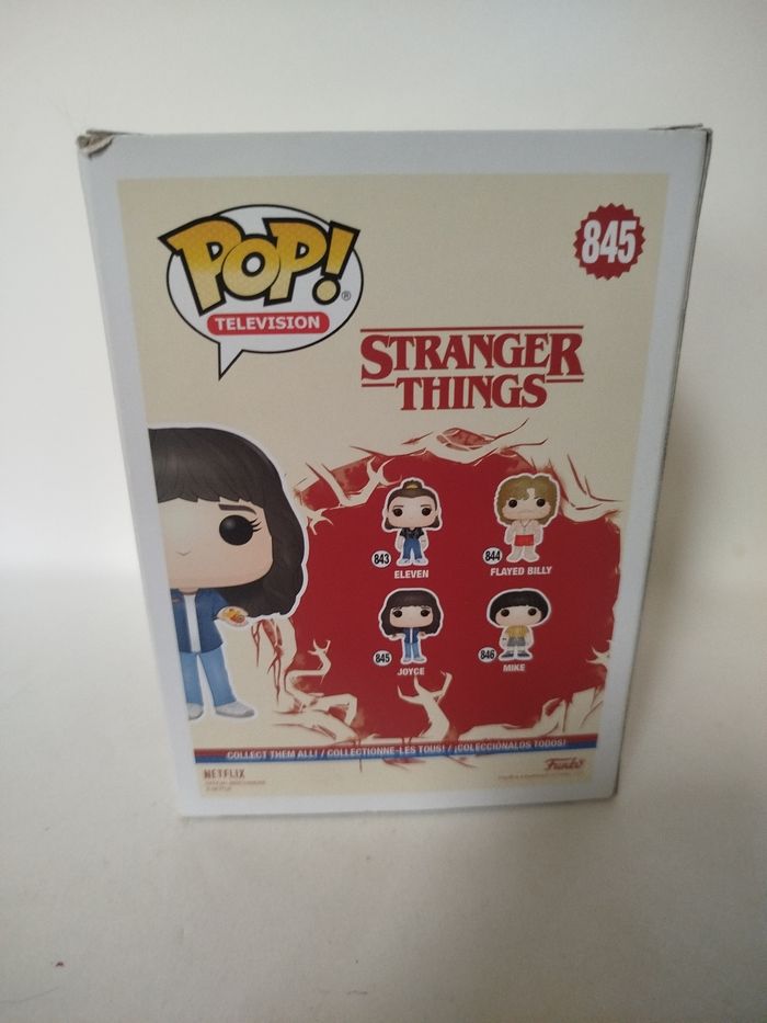 Funko pop Joyce Byers (Stranger things) - Numéro 845 - photo numéro 5