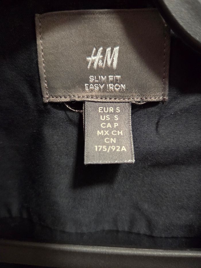 Chemise H&M noir slim - photo numéro 3