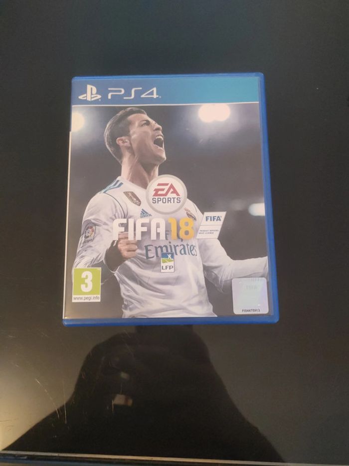 FIFA 2018 Playstation 4 PS4 - photo numéro 1