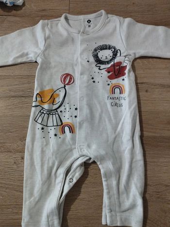 Pyjama sans pieds