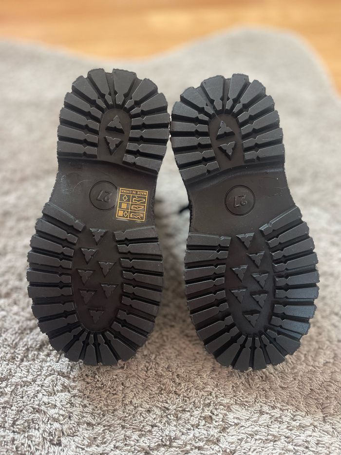 Bottines fille neuves T27 - photo numéro 2