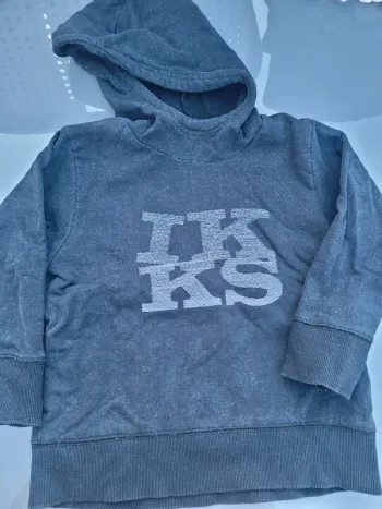 Sweat hyper chaud ikks 5 ans