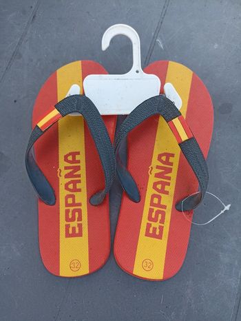 Tong Espagne taille 32