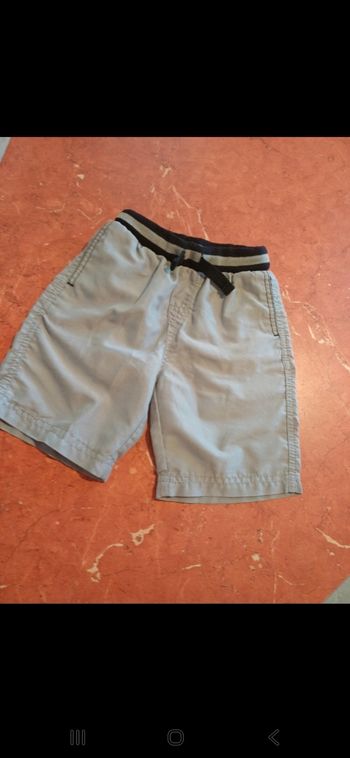 Bermuda garçon taille 3 ans