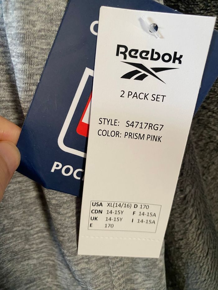 Lot de 2 shorts 14/15 ans de marque reebok neuf - photo numéro 3