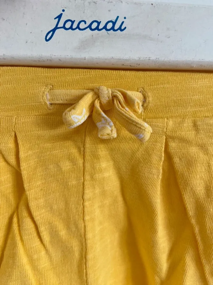 Short 12 mois . - photo numéro 3