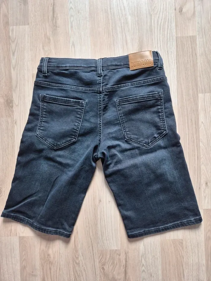 Short Bermuda 164 - photo numéro 5