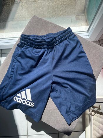 Short ADIDAS 5/6 ans