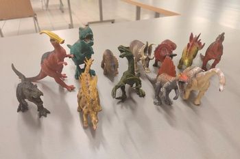Énorme lot de dinosaures 