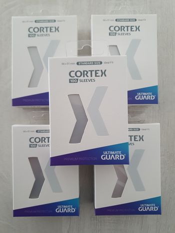 Lot de 5 paquets de 100 sleeves Ultimate Guard Cortex Transparent 