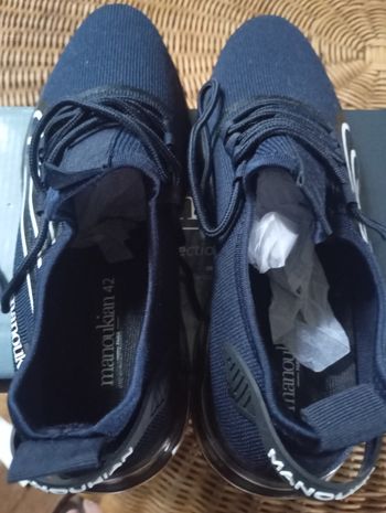 A vendre baskets neuves pour homme