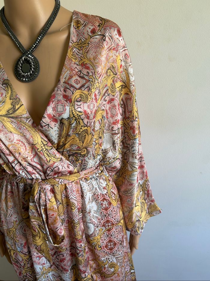 Robe longue satinée neuve Laura Max taille M - photo numéro 4