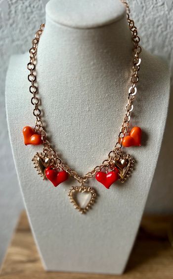 Collier à breloques