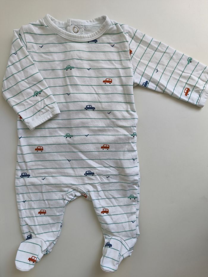 Lot de 2 pyjamas 1 mois neufs - photo numéro 3