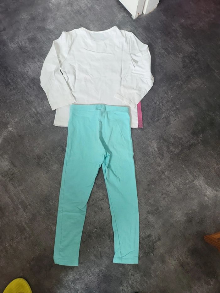 Lot 2 pyjamas légers fille 5 ans très bon état - photo numéro 5