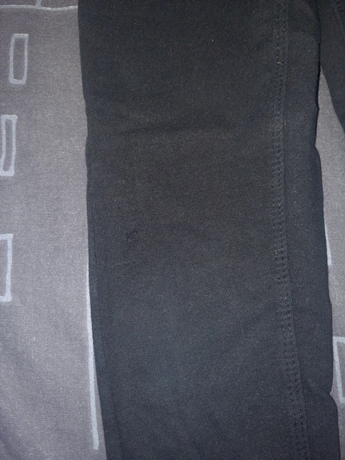 2 pantalons 6 ans - photo numéro 2
