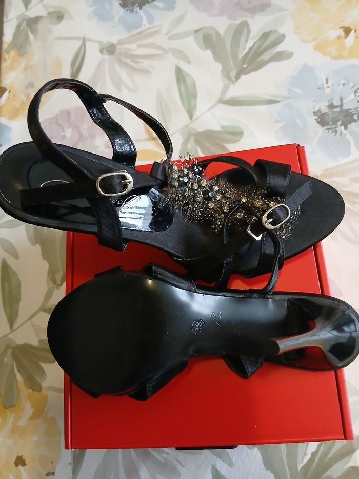 Escarpins 👡 - photo numéro 2