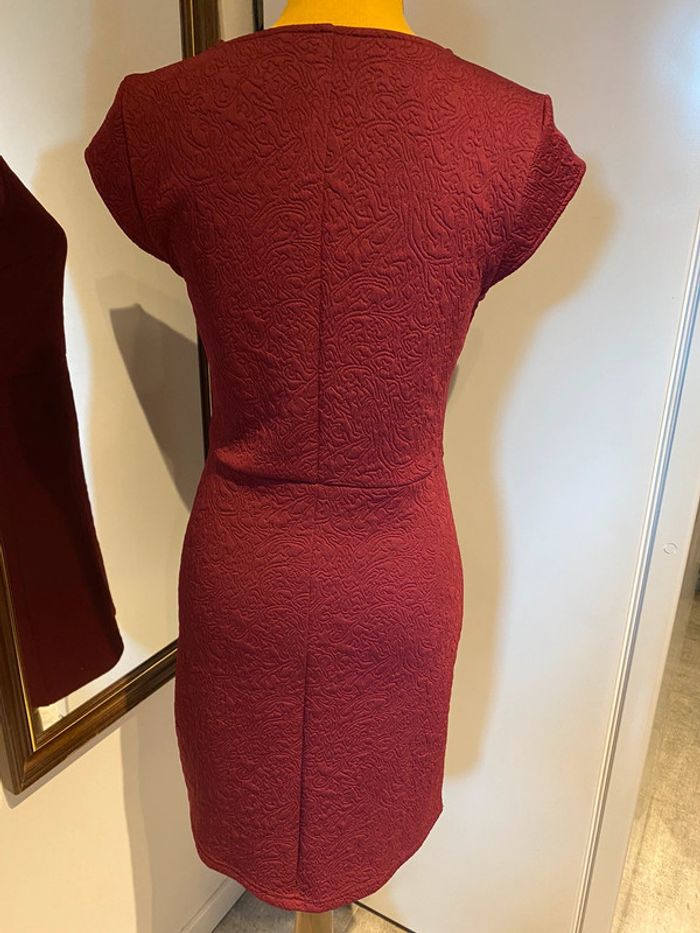 Robe près du corps - photo numéro 3