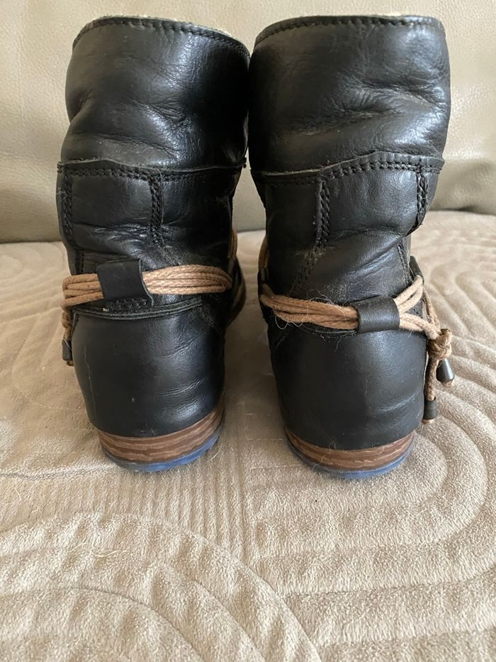 Bottines fourées 36 - photo numéro 3
