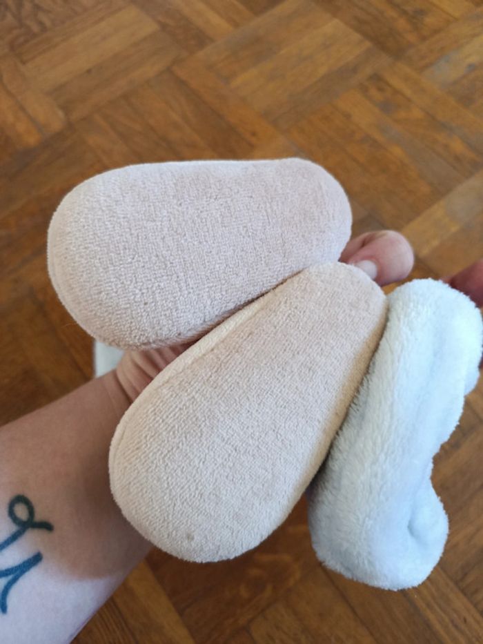2 paires chaussons bebe - photo numéro 2